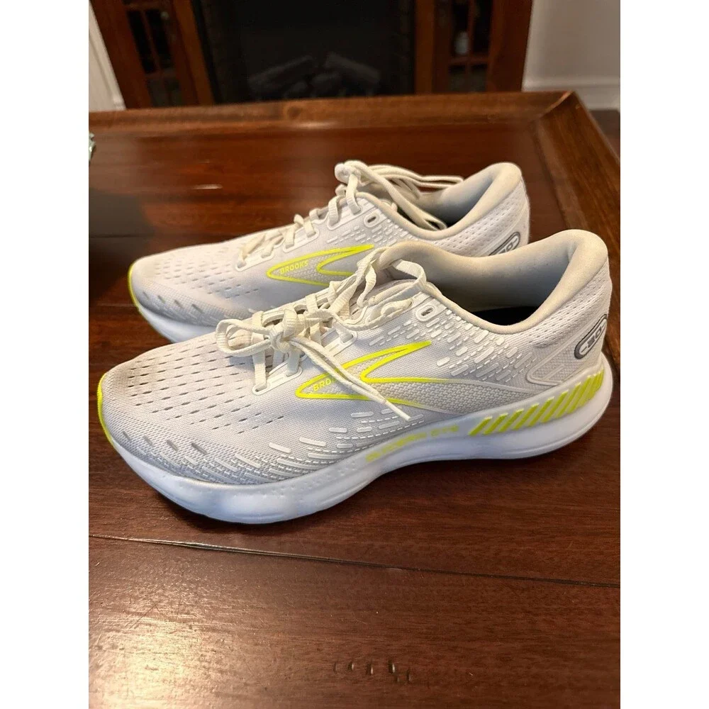 Brooks Glycerin 20 Low White Nightlife 110382 1D 135 Men’s Size 9 Medium D Euro